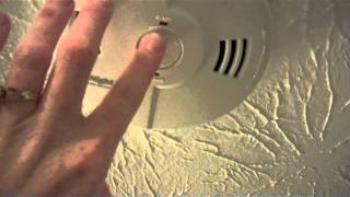 Smoke Fire and Carbon Monoxide Alarm by Kidde Night HawkMP4 [upl. by Gasperoni]