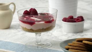 Super Easy NoBake Strawberry Cheesecake  Hansells Yoghurt UK [upl. by Ahsiened]