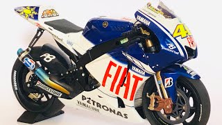 Diecast MotoGP Rossi Yamaha Yzr M1 2009 [upl. by Lambertson]