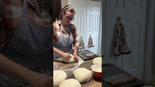 Shaping sourdough bread howtomakesourdough sourdough food sourdoughforbeginners sourdoughtips [upl. by Curhan]