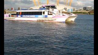 Thames Clippers River Runner 200 Mark 2 B [upl. by Adis]