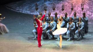 Nikolai Tsiskaridze  Anzhelina Vorontsova  The Nutcracker  BT [upl. by Hedberg814]