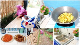 daily vlog irt desa☘️CABUT RUMPUT DEPAN TERASMASAK 2 MENU SEDERHANA [upl. by Avah]