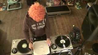 DJ Lesson Mixing with Vinyl [upl. by Shara484]