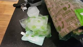 Hello Fresh packaging May 2018  many non recyclable plastic packets [upl. by Odoric]