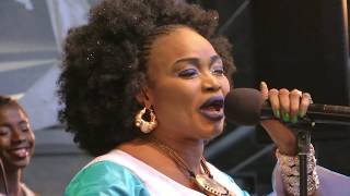 Oumou Sangaré  Kounadia  LIVE at Afrikafestival Hertme 2017 [upl. by Bron]