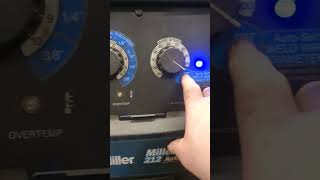 Millermatic AutoSet 212 automatic wire speed setting [upl. by Geoffrey]