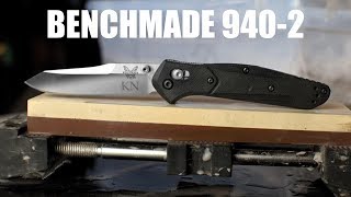 HOW TO WHETSTONE SHARPEN  Benchmade 9402 [upl. by Dibrin]