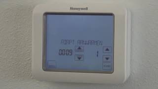 Comfort instellingen Chronotherm Touch Modulation  Honeywell Home [upl. by Anairda]