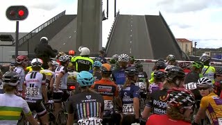 Bridge opening stops Ladies Tour of Norway bike race 5km from end [upl. by Dachia]