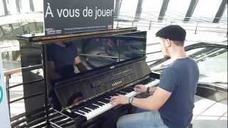 Piano en gare EML Pianos Mars 2013 5 [upl. by Roque929]