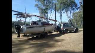 The Hinchies on the Murray River [upl. by Inoek]