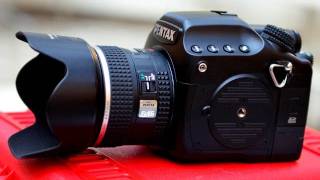 Pentax 645D medium format DSLR camera  hands on introduction [upl. by Demakis220]