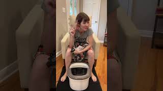 Renpho Foot Spa Massager  Full Demo  Review [upl. by Weingarten]