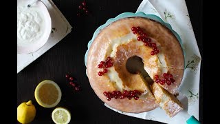 Ciambellone allo yogurt e limone  Ricetta facile e veloce [upl. by Llenrup]