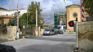 Spoorwegovergang Mazara del Vallo I  Railroad crossing  Passaggio a livello [upl. by Nisbet]