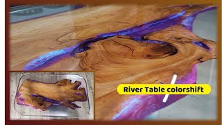 Tisch aus Holz und Epoxid Harz  colorshift transparent  River Table Epoxy Resin [upl. by Esirrehc]