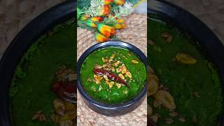 Dhaba style Lehsuni Palak 😋Palak Sabji  Garlic Spinach Curry food recipe cooking shorts pala [upl. by Yesnikcm]