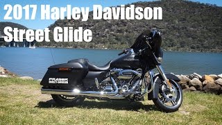 2017 Harley Davidson Street Glide Special Review  Milwaukee 8 哈雷街道滑翔 第九代引擎 [upl. by Ayerdna]