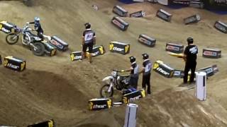 Amsoil Arenacross Finals in Las Vegas 562016 Chris Howell Crash [upl. by Cordelia451]