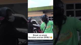 Emak Emak vs Emak Emak  Ketika Ras Terkuat Dibumi Saling berhadapan 😂 [upl. by Peti]