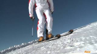 Learning to Ski Using poles Skiing lesson  bergfexcom [upl. by Hsemin]