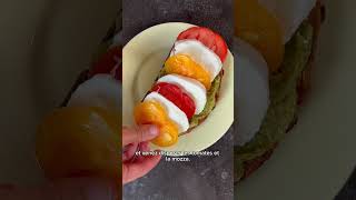 Tartine caprese tomates et mozza [upl. by Tuinenga693]