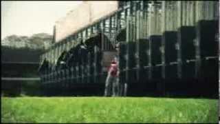 Bande Annonce du Weekend du Qatar Prix de lArc de Triomphe 2013 [upl. by Fionna5]