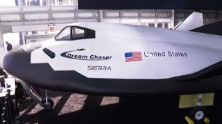 Al Ces 2022 presentato laereo spaziale Dream Chaser [upl. by Lil908]