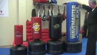 Wavemaster XXL Punching Bag Review [upl. by Adnilreh891]