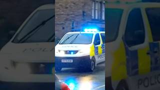 Lancashire Constabulary cell van responding [upl. by Warga]