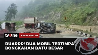 Kamera Dasbor Merekam Detikdetik Batu Raksasa Menimpah Mobil  Kabar Hari Ini tvOne [upl. by Enoitna]