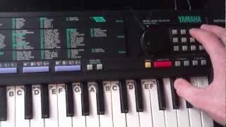 Keyboard Yamaha PSS31 PortaSound i Kenwood KR3400 [upl. by Ahtaga]