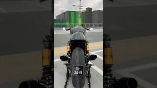 Yamaha XJR 1300 Cafe Race missioncustomoto [upl. by Araiet883]