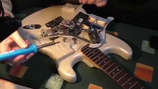 Microphonic Pickup  wax potting [upl. by Uoliram]