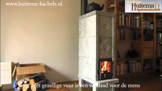 Houtkachel Otta 103 de klassieke Noorse speksteenkachel met Dovre deur [upl. by Ifill234]