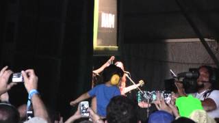 Haim Bring Boy from Audience onto stage at Bonnaroo [upl. by Reffotsirk857]