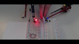 20211015 Lichtschranke mit IR Diode Schülervideo [upl. by Anhoj252]