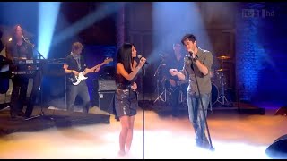 Enrique Iglesias feat Nicole Scherzinger  Heartbeat Live [upl. by Myrta]