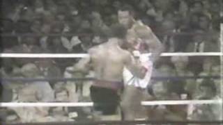 Muhammad Ali vs Larry Holmes quotLegendary Nightquot Highlights HD ElTerribleProduction [upl. by Mages684]