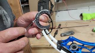 How to change the flipdisk on a bowtech reckoning gen 2 39archery bowhunter arrows whitetail [upl. by Larkins]