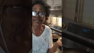 Lets cook Breakfast Grits eggs bacon cookingwithdee [upl. by Georgy]