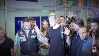 Loris Karius İstanbul’da [upl. by Nnel]