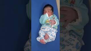 Lot of crying newborn baby bog head full crying not stop all video [upl. by Sikorski]