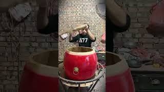 Replacing the drumhead shorts [upl. by Dnana]