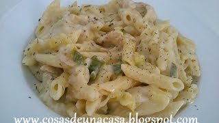 Pasta con Pollo y Salsa Béchamel [upl. by Annaik]