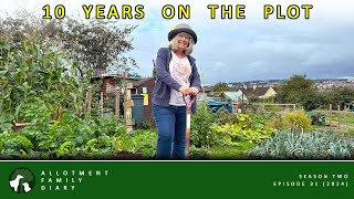 Autumn Allotment Tour  Allotment Vlog 🌽 Ep 31 🌹 [upl. by Rihat]