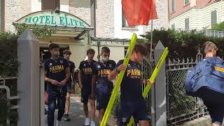 Parma Under 16 fine mini ritiro a Salsomaggiore Terme  La squadra lascia lHotel Elite [upl. by Adaj]