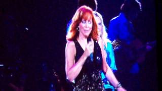 Reba and Melissa Peterman in Knoxville [upl. by Aldora]