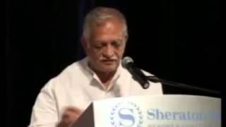 Gulzar Sahab reciting Kitabein [upl. by Yelena]